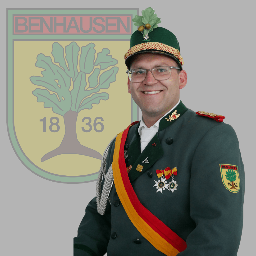 Platzmajor des Schützenverein Benhausen e.V. Niklas Tegethoff.